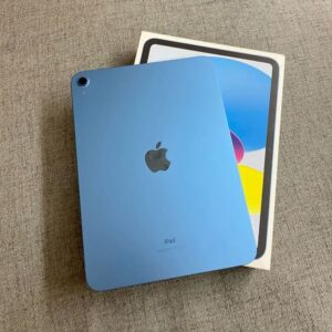 Apple iPads – 24 pieces ($2,500)