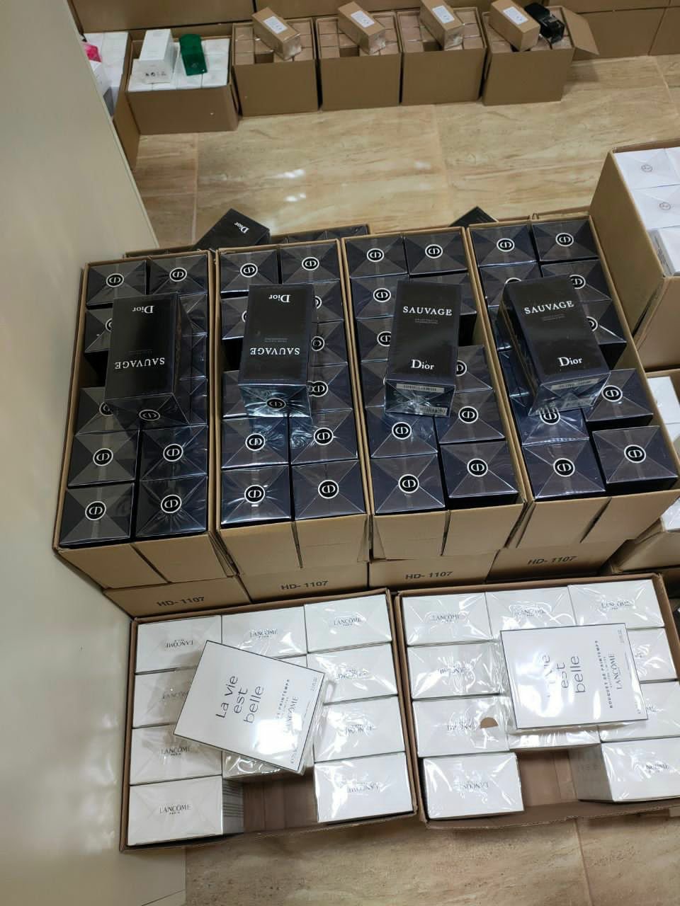 Authentic Perfume Pallets - Image 6